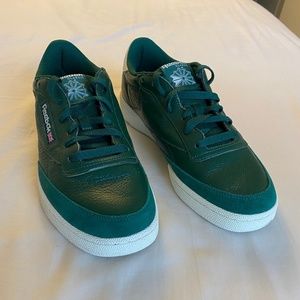 Reebok Club C 85 green 11 like new